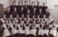  Ēvalds Siliņš spēlē dejas Priekuļu lauksaimniecības vidusskolā ( 1936.gadā)