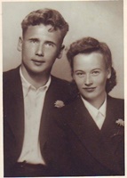  Ēvalds Siliņš ar sievu Lūciju Hedvigu Rūjienā (1947.gadā)