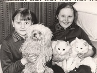 Ēvalda Siliņa audžumeitas Līga un Liāna (1966.gadā)